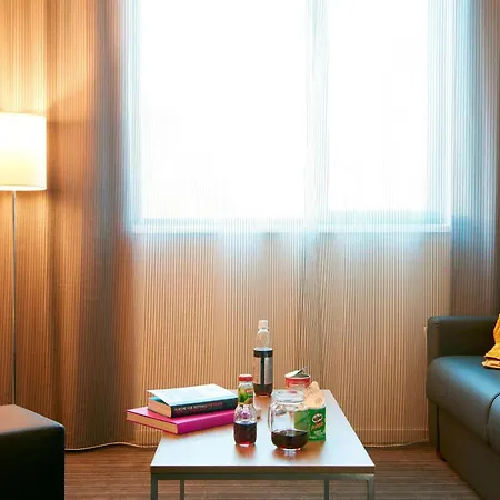 Moxy Frankfurt Airport 4* Fráncfort del Meno