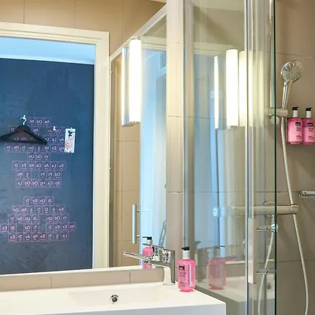 Moxy Frankfurt Airport Hotel Fráncfort del Meno