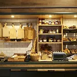 Moxy Frankfurt Airport 4*