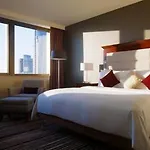 Moxy Frankfurt Airport 4*