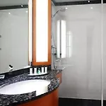 Moxy Frankfurt Airport Ξενοδοχείο