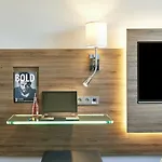 Moxy Frankfurt Airport