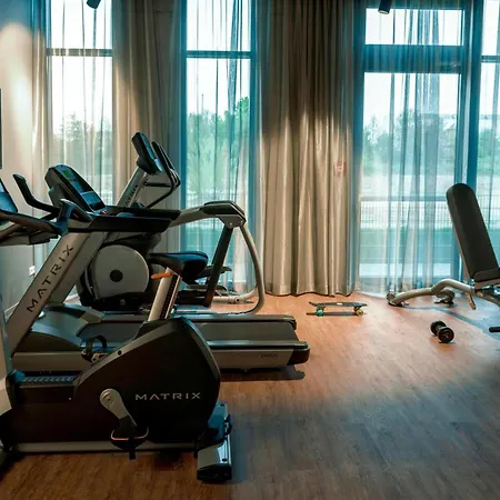 Moxy Frankfurt Airport