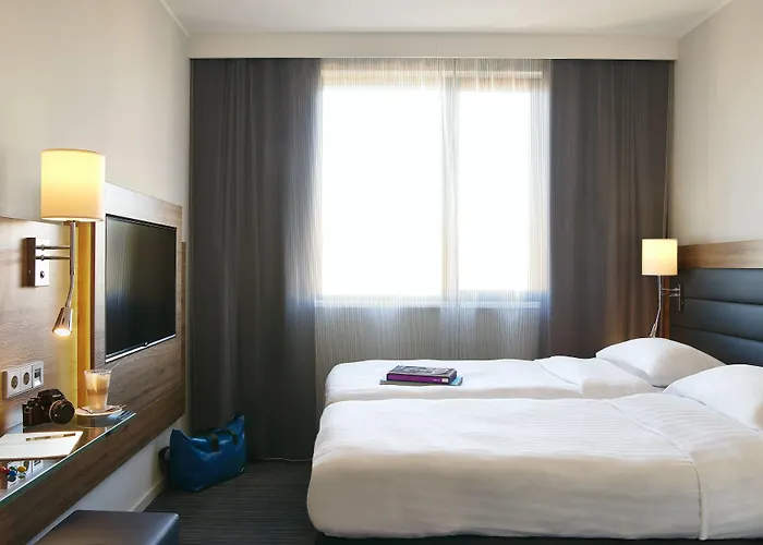 Moxy Frankfurt Airport Hotel
