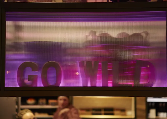 Отель Moxy Frankfurt Airport 4*