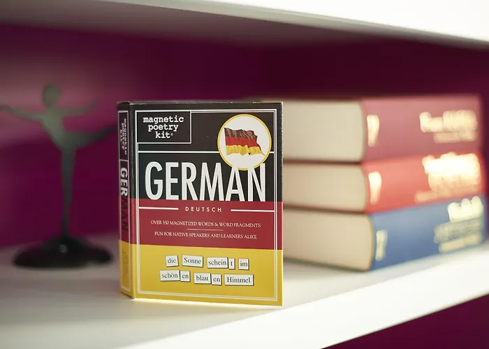 Hotel Moxy Frankfurt Airport 4*