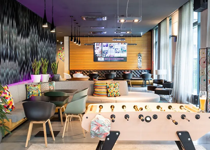 Moxy Frankfurt Airport Hotel Frankfurt am Main