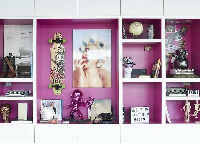 Moxy Frankfurt Airport Отель Франкфурт-на-Майне