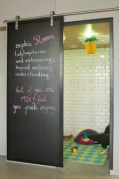 Отель Moxy Frankfurt Airport